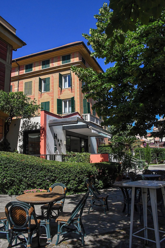 Hotel Le Palme 38/48