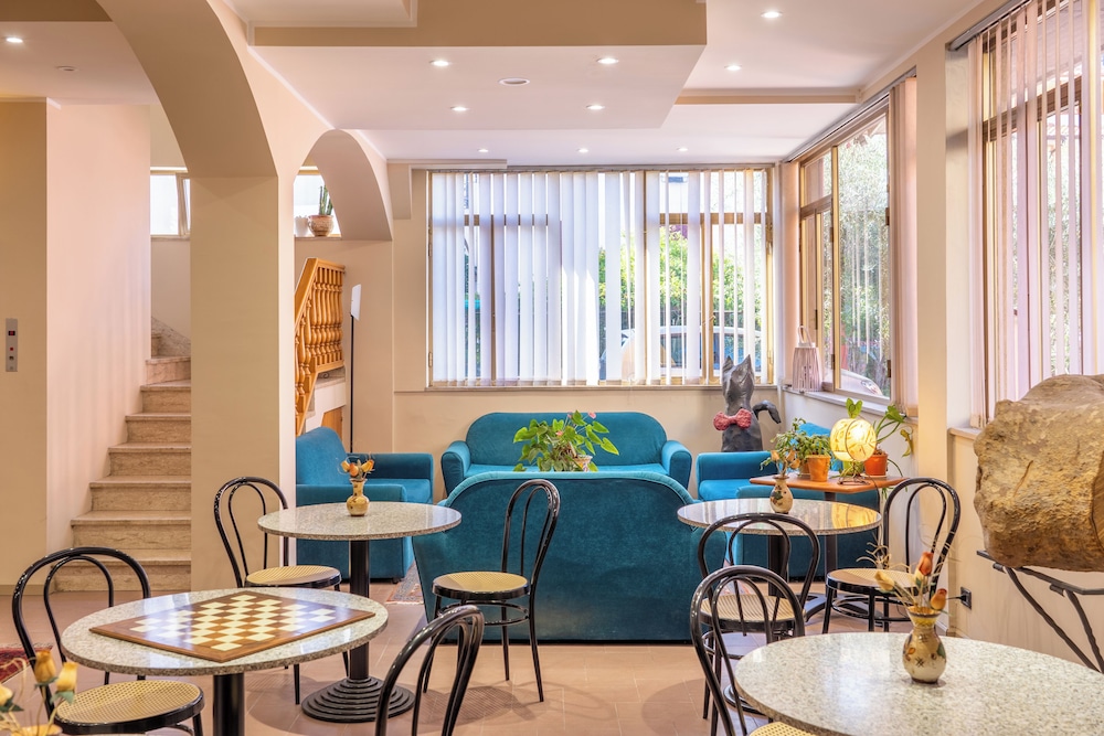 Trasimeno Hotel 20/28