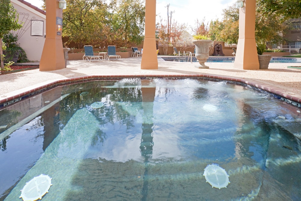 Staybridge Suites Lubbock 6/60