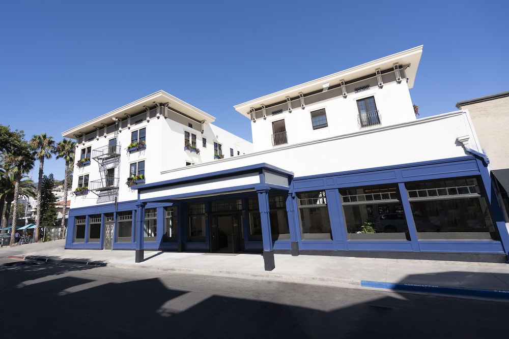 Hotel Atwater 4/61