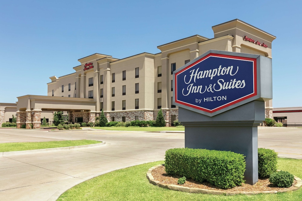 Hampton Inn and Suites Enid 3/50