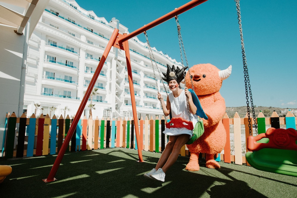 Grand Blue Fafa Resort 35/50