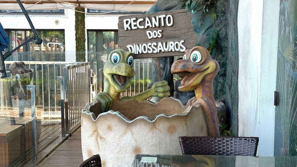 Hotel Recanto dos Dinossauros 11/48