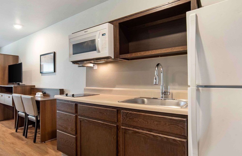 WoodSpring Suites New Orleans Airport 46/46