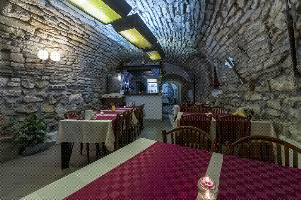 Betlem Club Hotel 60/64