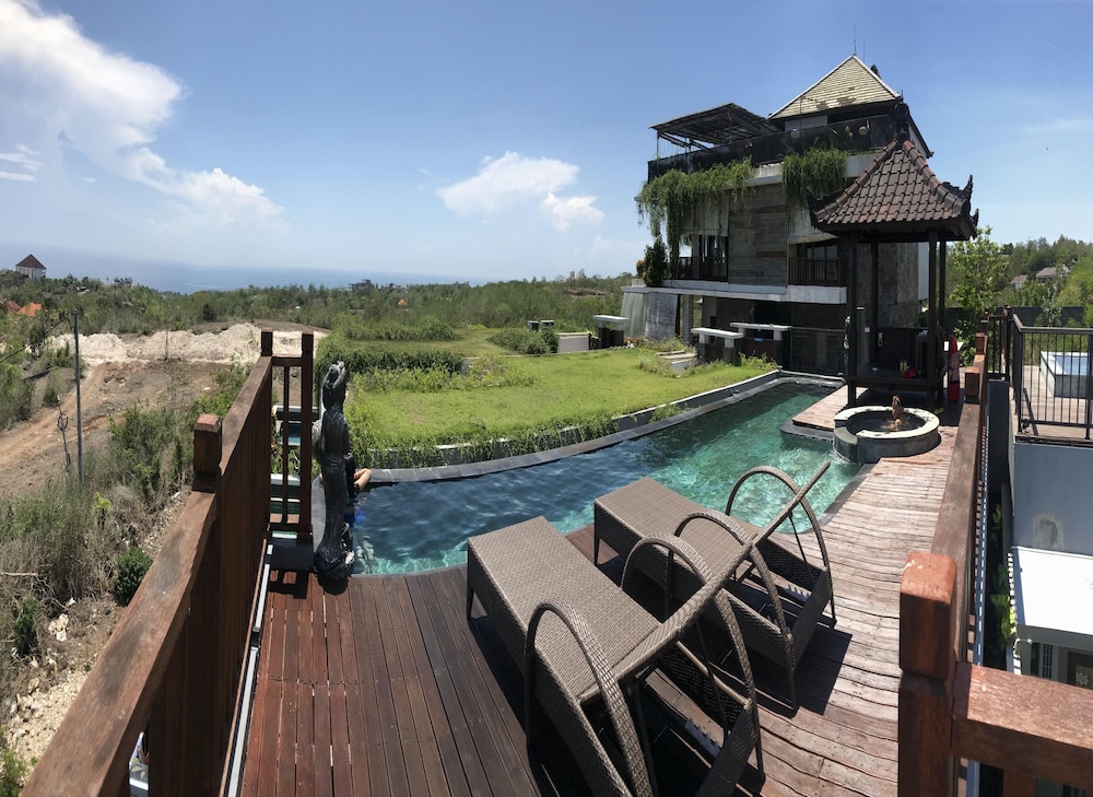 The Ocean Views Luxury Villas & Apartment by ZUZU 7/73