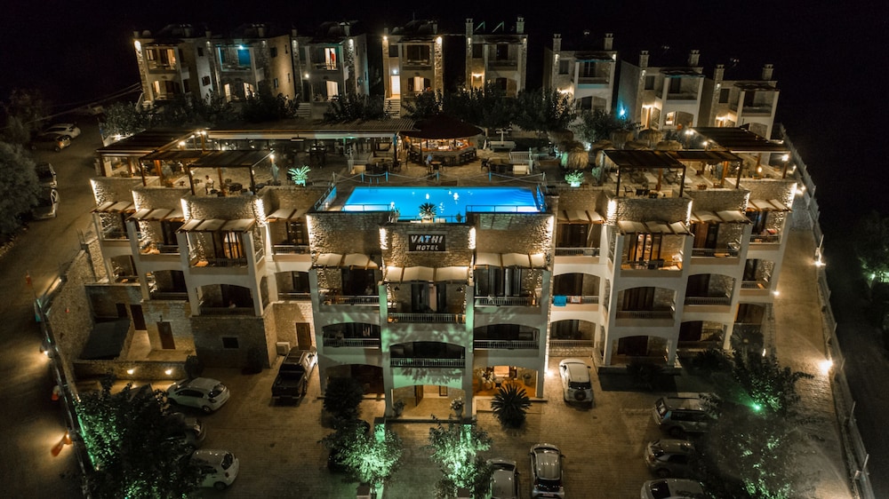 Vathi Hotel 4/50