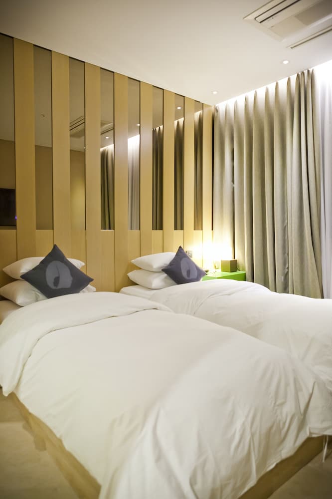 Hotel The Designers Hongdae 27/80