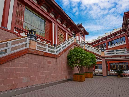 Gongzhou Hotel 37/41