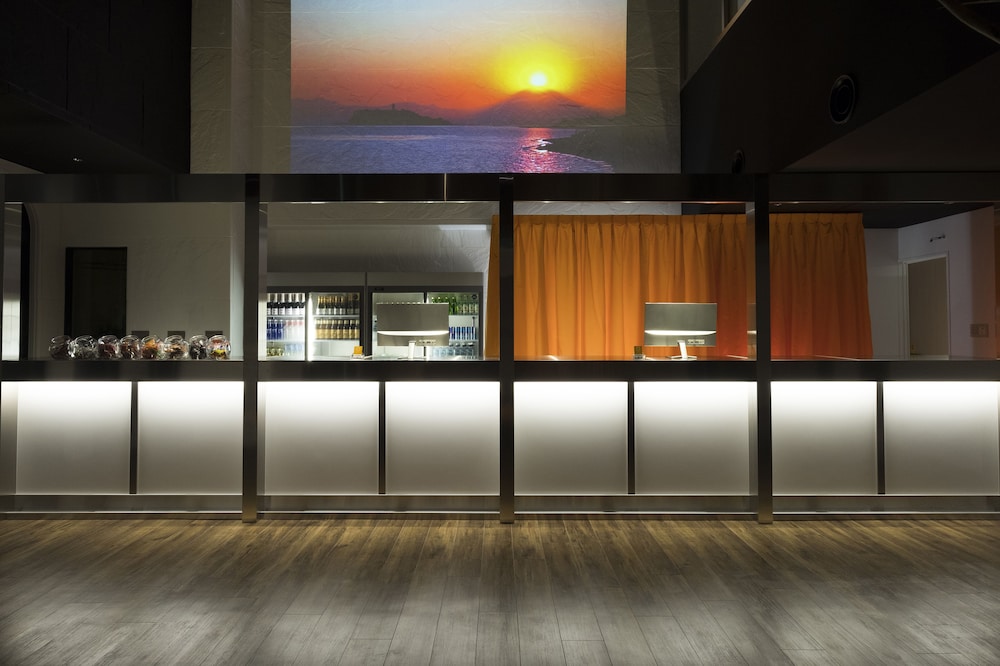 Fujisawa Hotel En 7/53