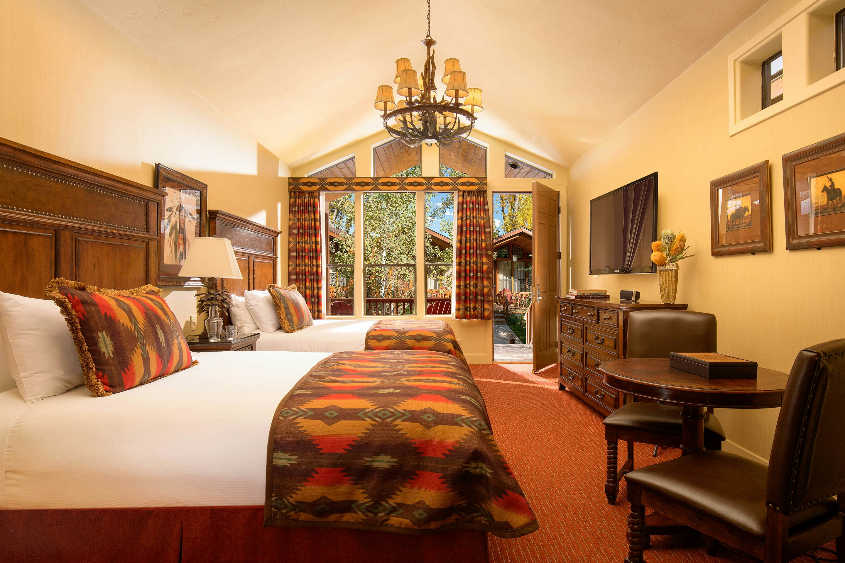 Rustic Inn at Jackson Hole 12/37