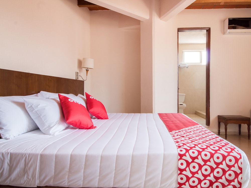 Hotel Gran Santiago Plaza Confort 8/26