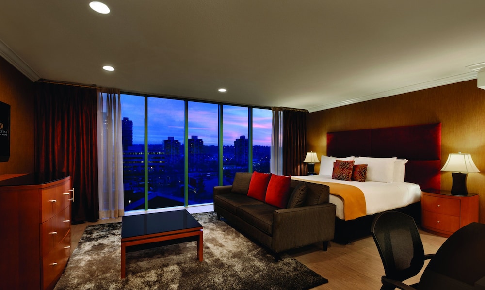 Executive Suites Hotel and Conference Centre Metro Vancouver 38/57