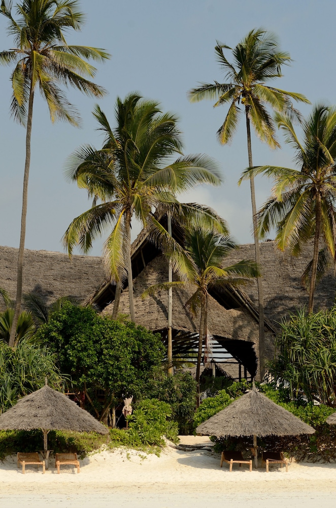 Kena Beach Hotel photo1