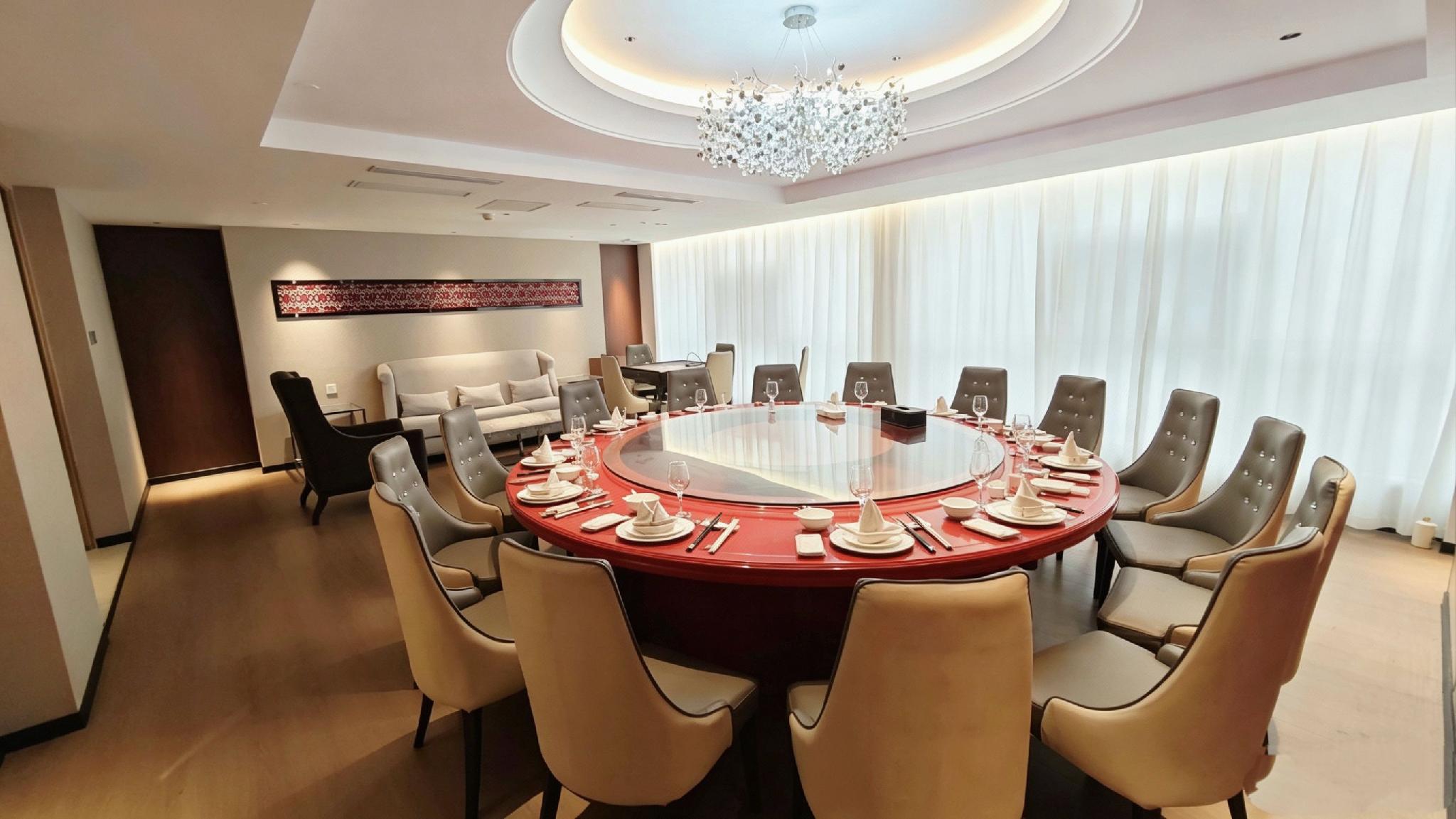 Zongheng Hotel Kaili 56/60