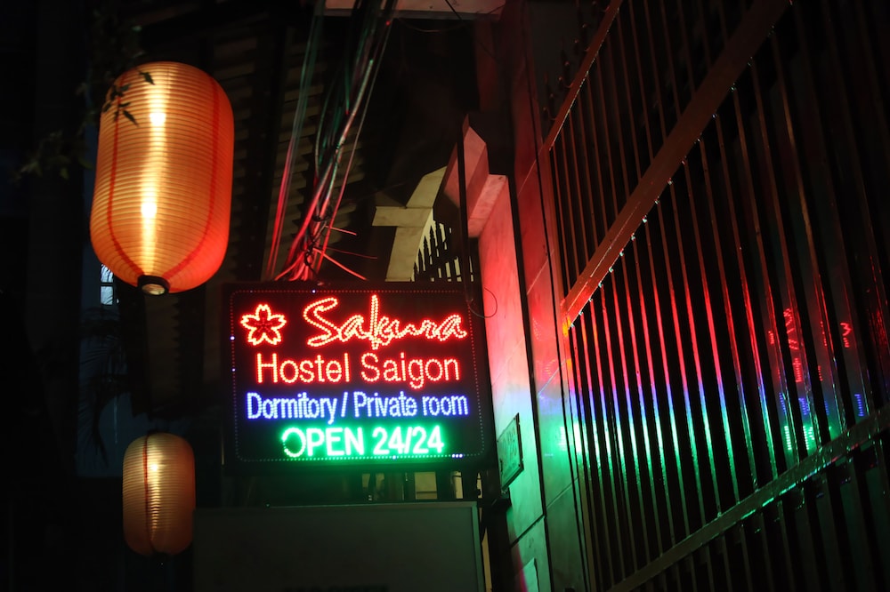 Sakura Hostel Saigon 63/85