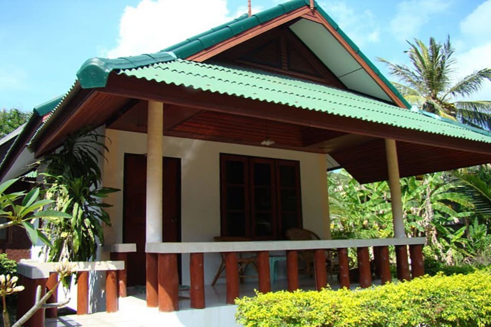 Seetanu Bungalows 5/68