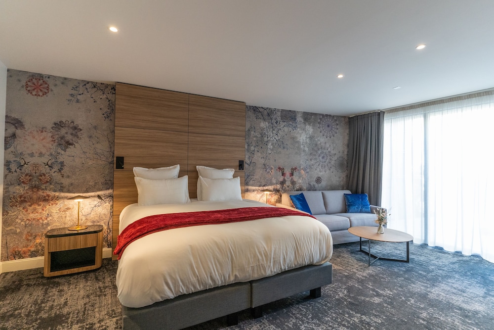 Prestige, King Bed