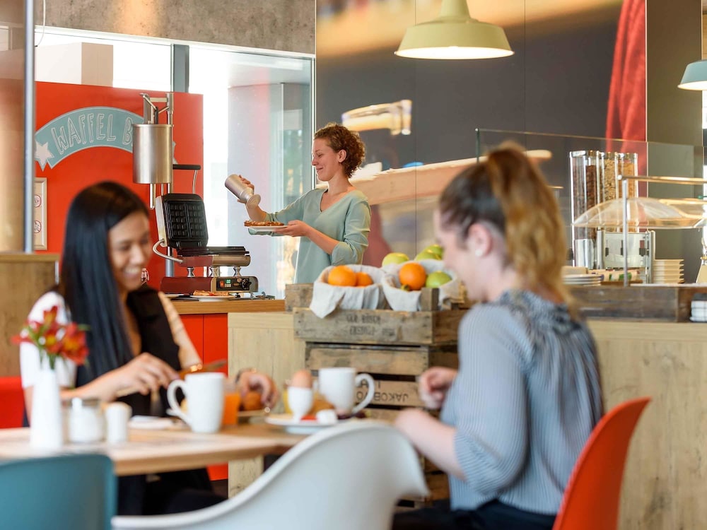 Ibis Wien Hauptbahnhof 57/69