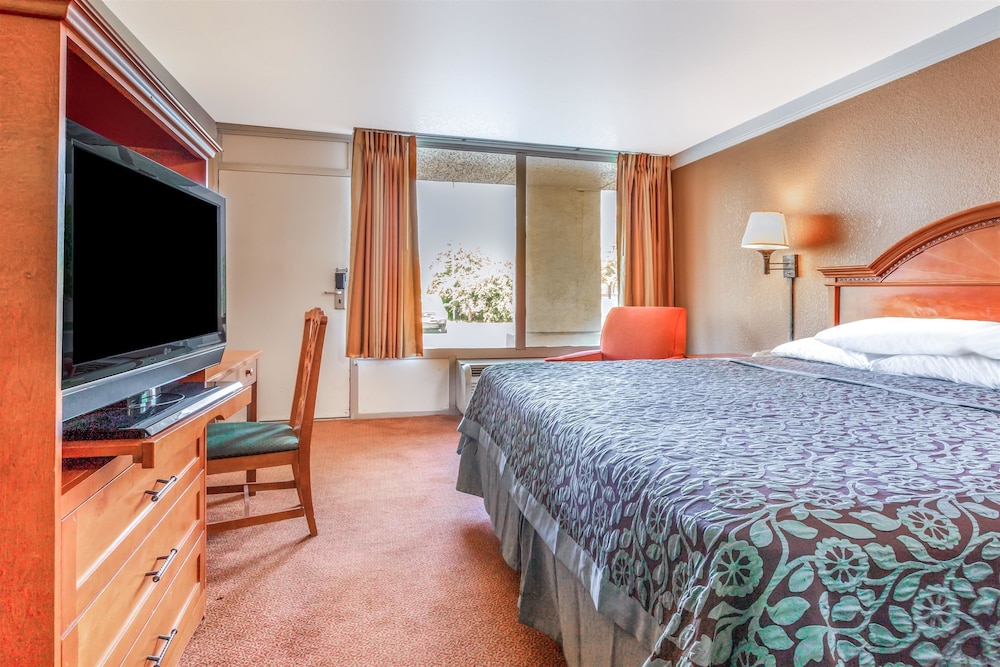 Days Inn By Wyndham Hillsboro Tx 11/37