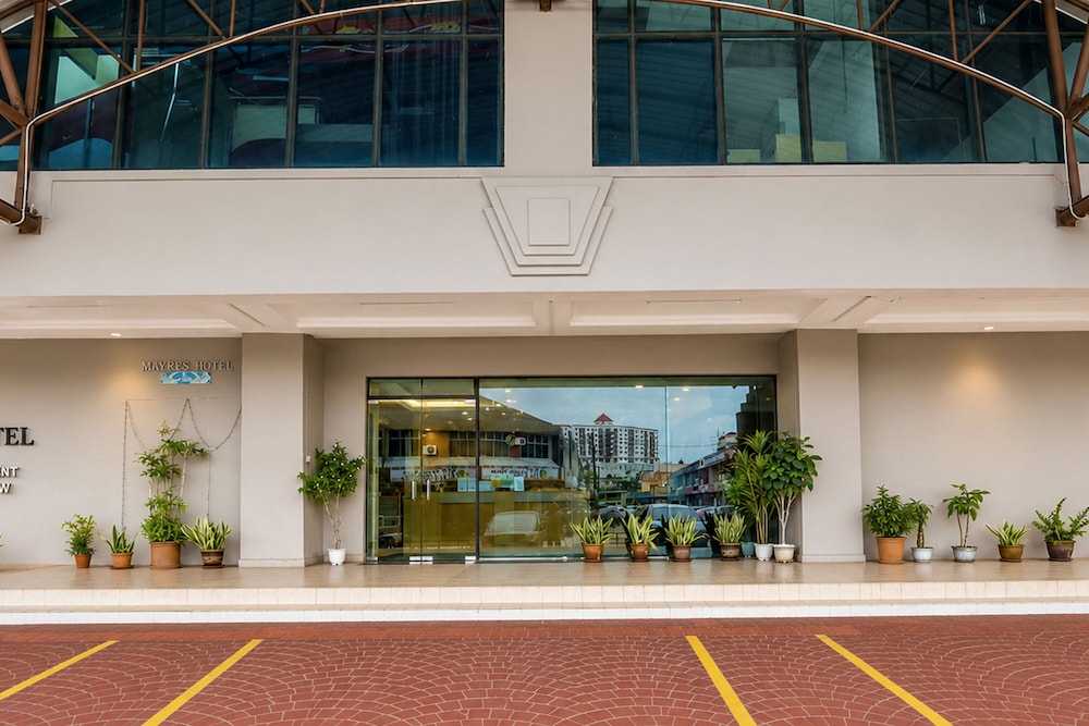 Palette - Kota Tinggi Mayres Hotel in KOTA TINGGI