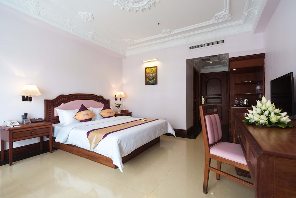 REGENCY ANGKOR HOTEL 24/50