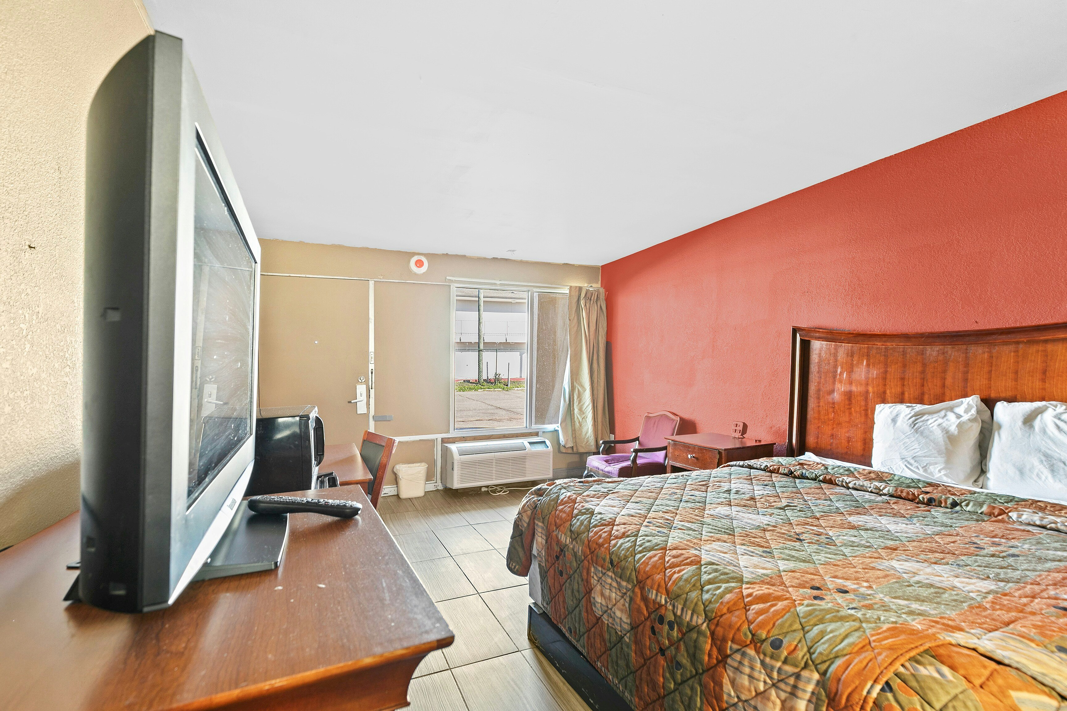 Luxury Inn By Hotel O Hattiesburg, MS 22/50