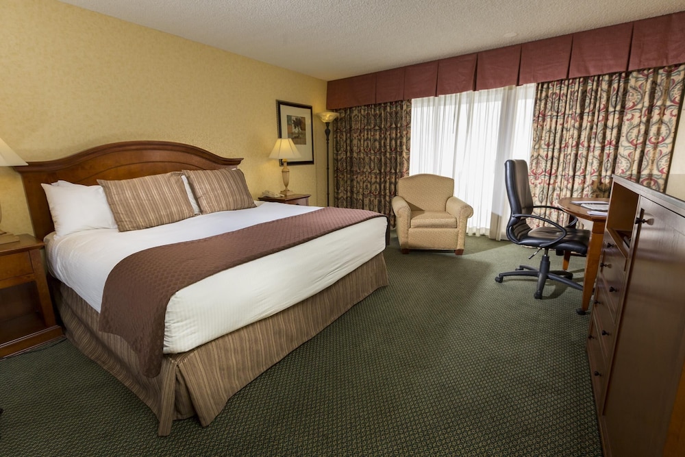 Red Lion Hotel Yakima Center 3/20