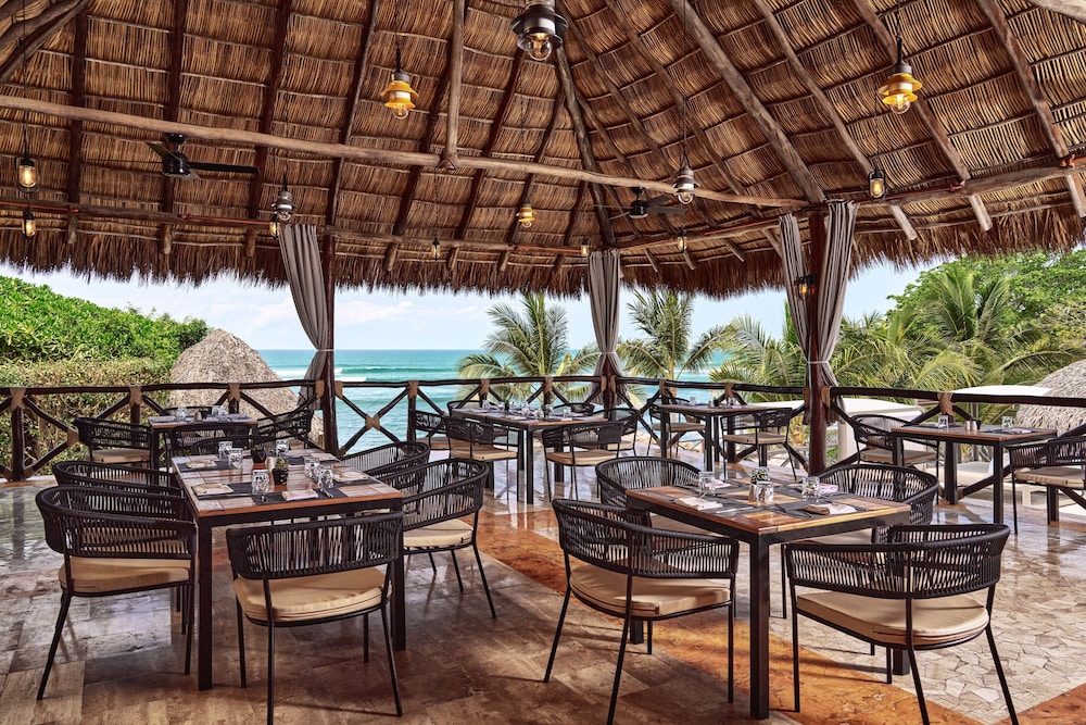 Family Selection At Grand Palladium Vallarta Resort Spa All Inclusive 34/50