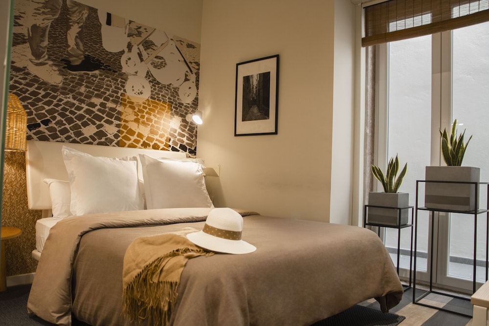 ECONOMY, DOUBLE BED