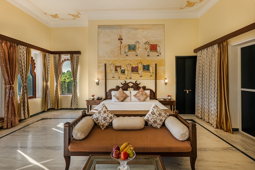 Sterling Jaisinghgarh Udaipur 19/39