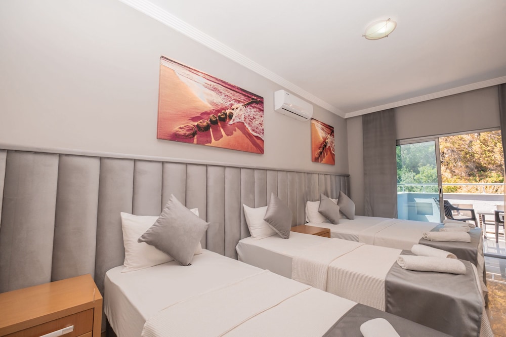 Infinity Hotel Kemer 8/19