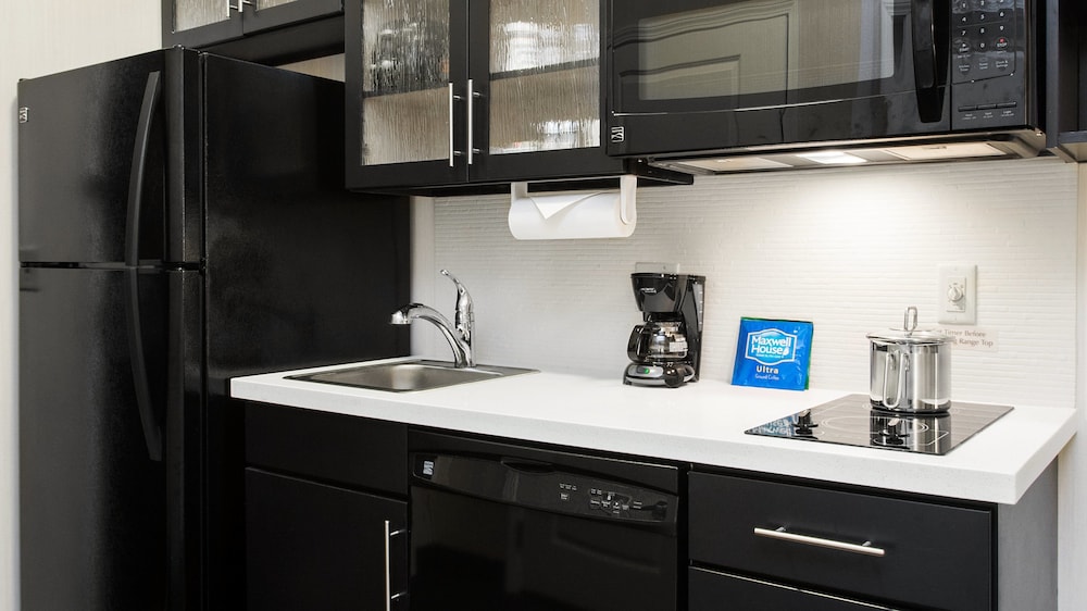 Candlewood Suites GROVE CITY - OUTLET CENTER 14/43