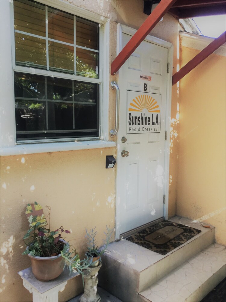 Sunshine La Bnb 24/40