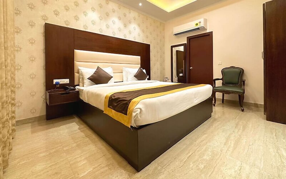 Royal Kingdom Resort 17/42