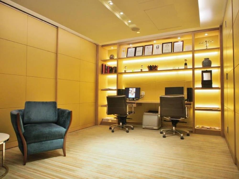 Prudential Hotel 32/44
