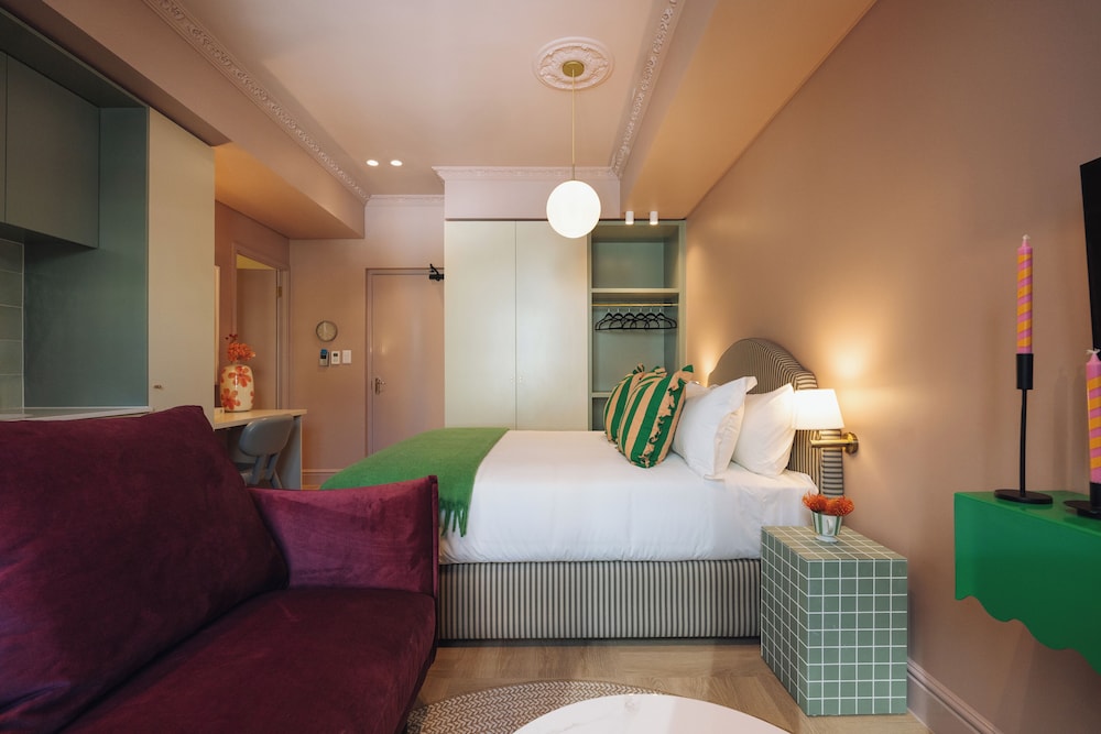 The Trade Boutique Hotel 24/57