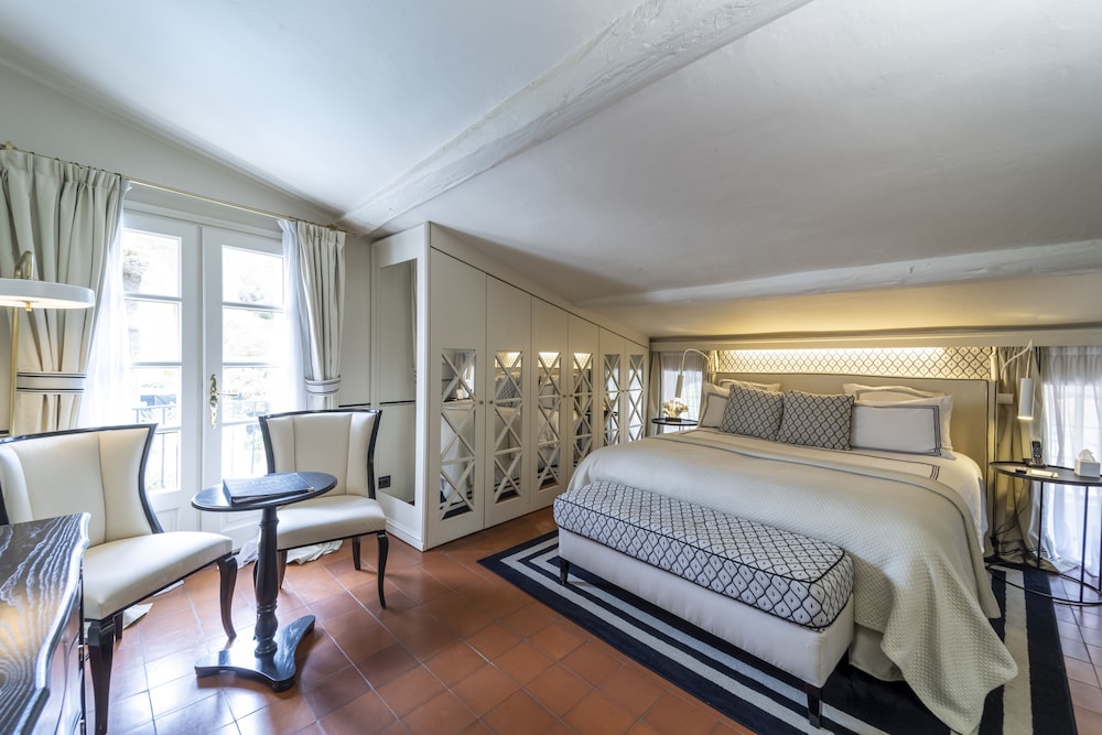 2 BEDROOMS, FAMILY, GARDEN VIEW, BALCONY