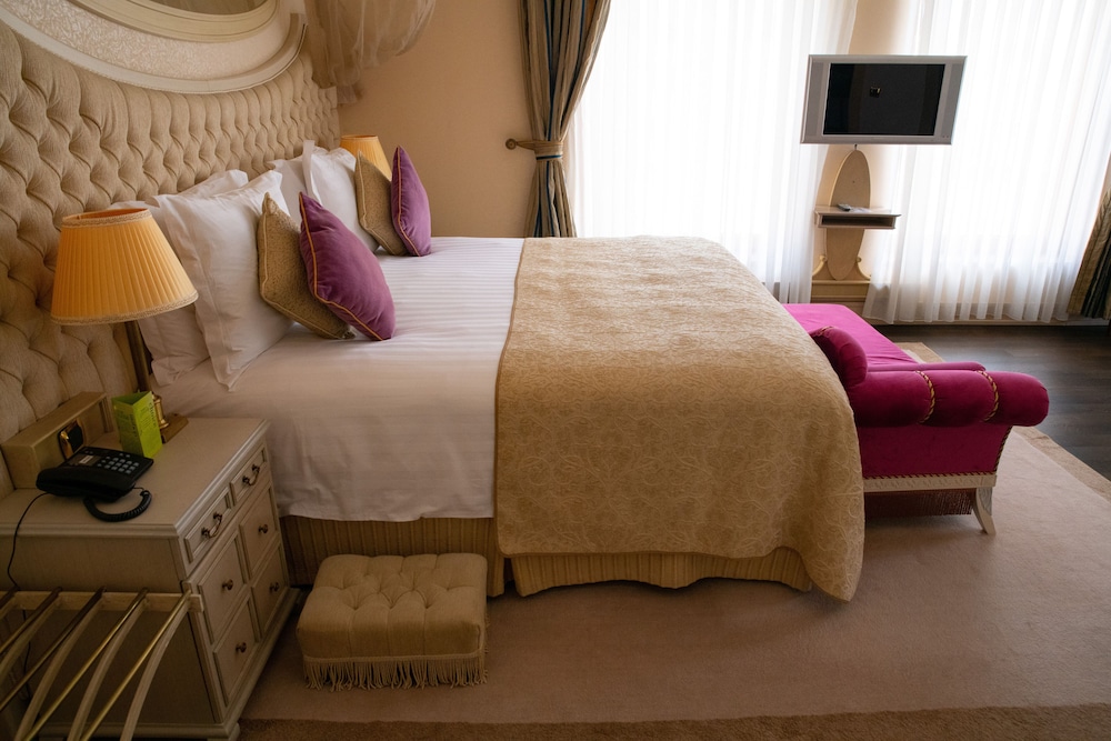Excelsior Hotel & Spa Baku, Curio Collection by Hilton 58/82