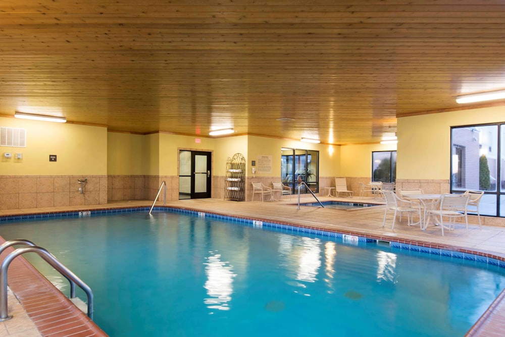 Hampton Inn & Suites Danville in DANVILLE - IL