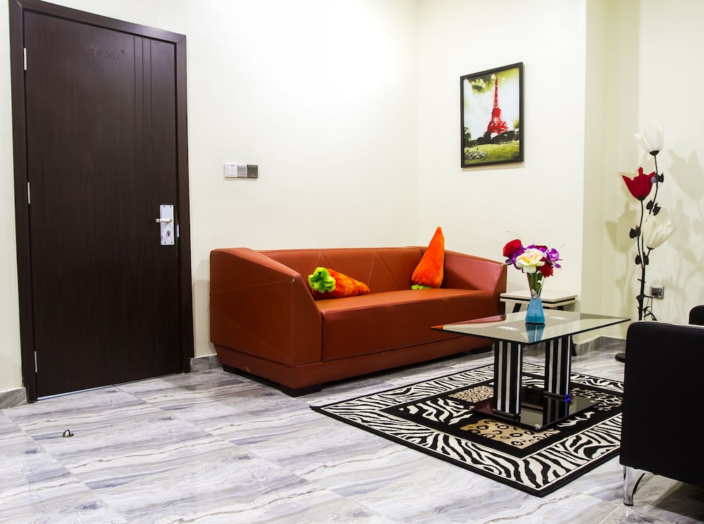 Golfview Hotel and Suites 44/63