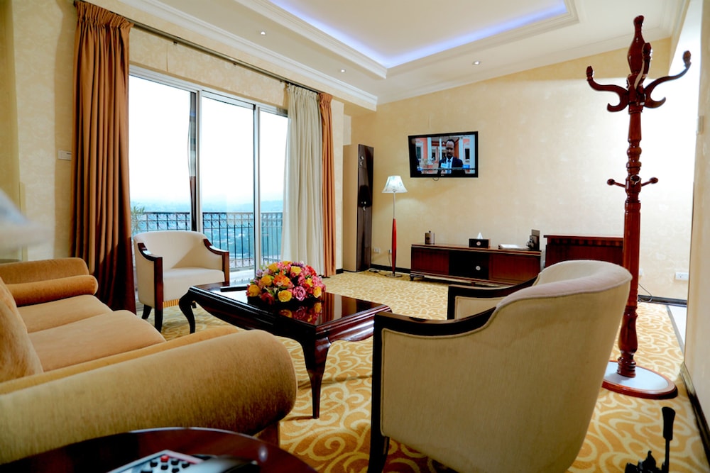 Capital Hotel And Spa 53/76