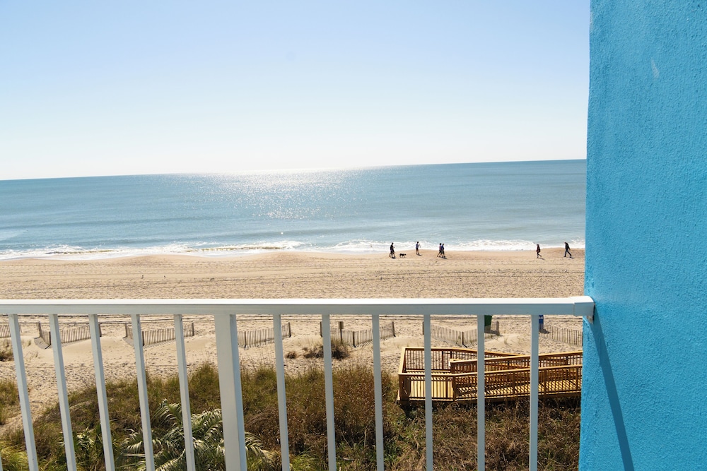Beach Club At Montego Inn 55/66