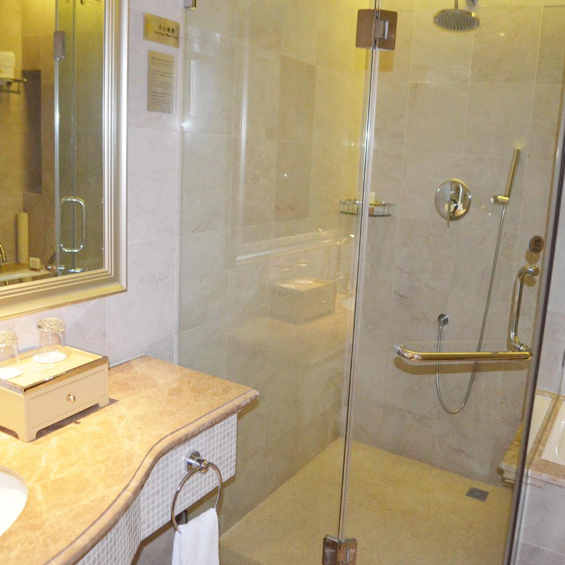 Jinling Huifu Hotel 60/70