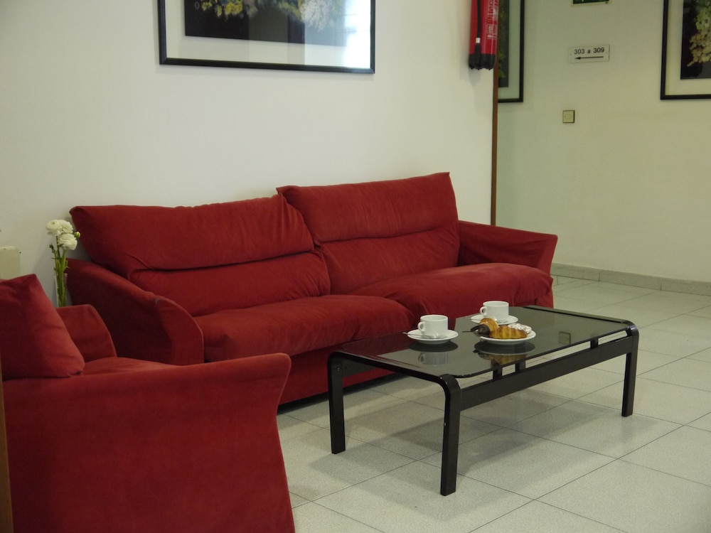 Hotel Monegal 21/31