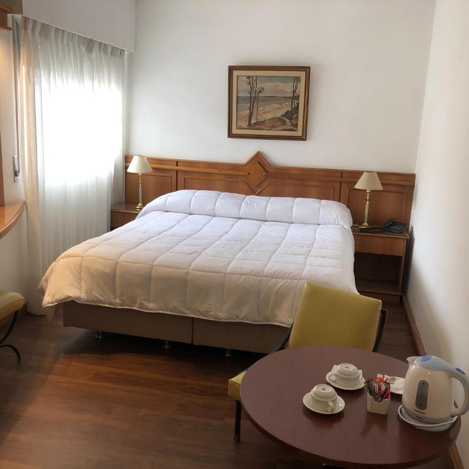 London Palace Hotel Montevideo 8/25