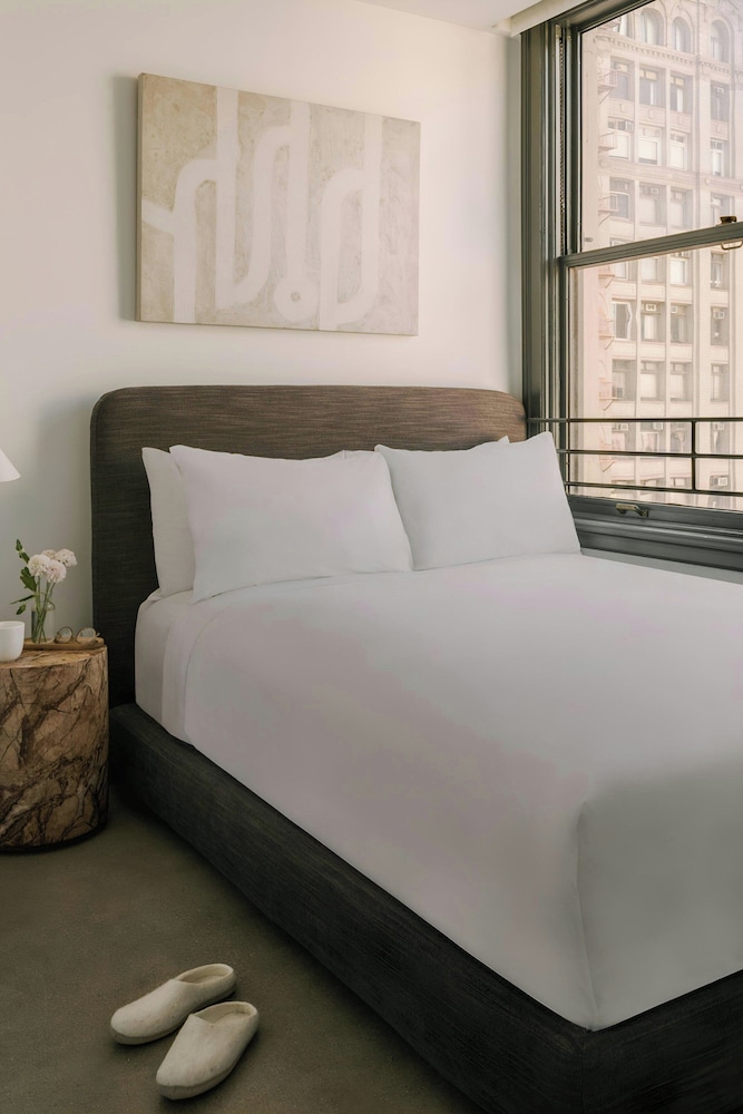 Sonder by Marriott Bonvoy The Winfield Apartments Downtown LA 18/58