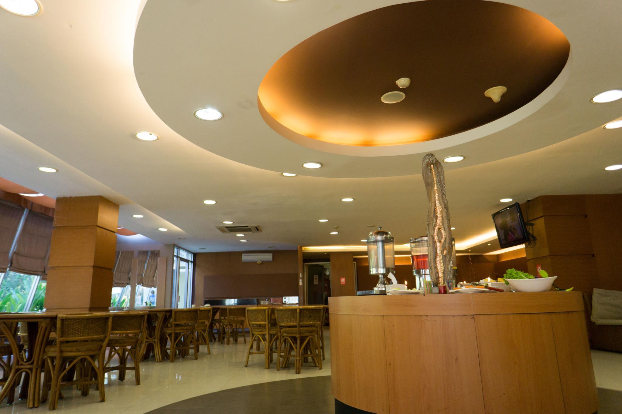 Hotel Asri Tasikmalaya 4/17