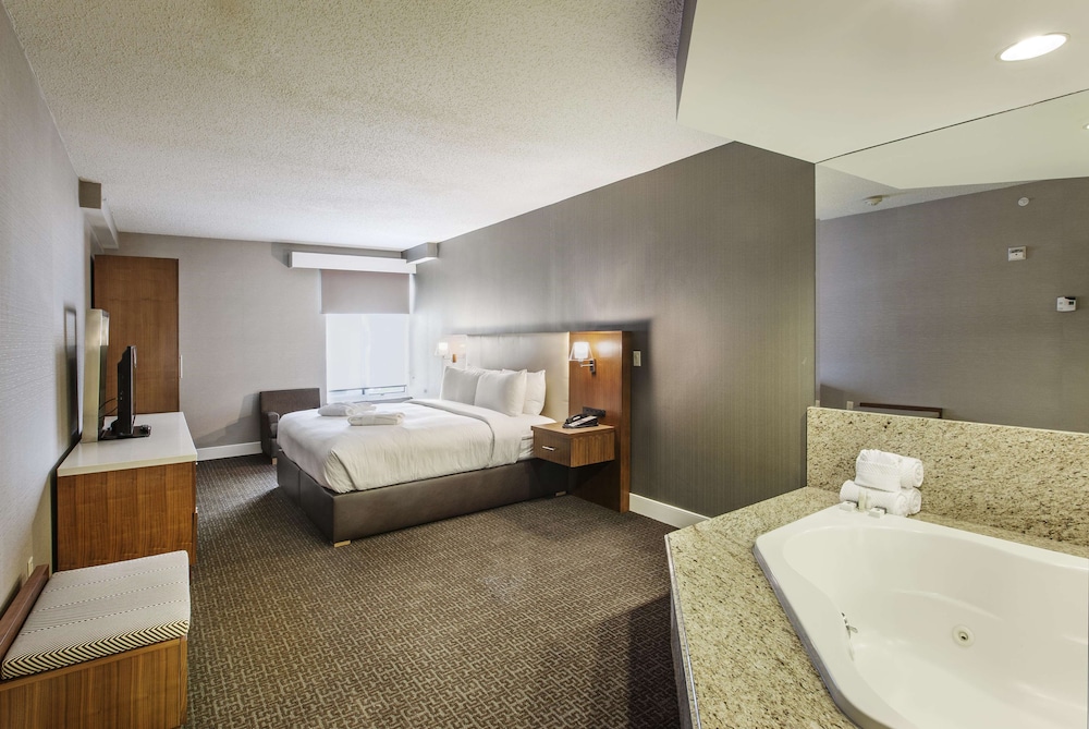 Doubletree By Hilton Hotel Nanuet 8/62