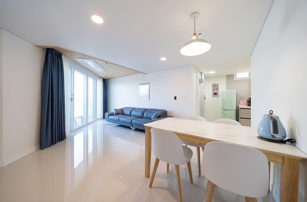 Ocean Terra Resort 25/50